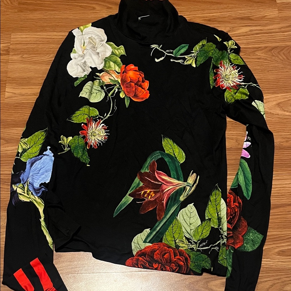 Alice + Olivia Black Floral Long Sleeve Top